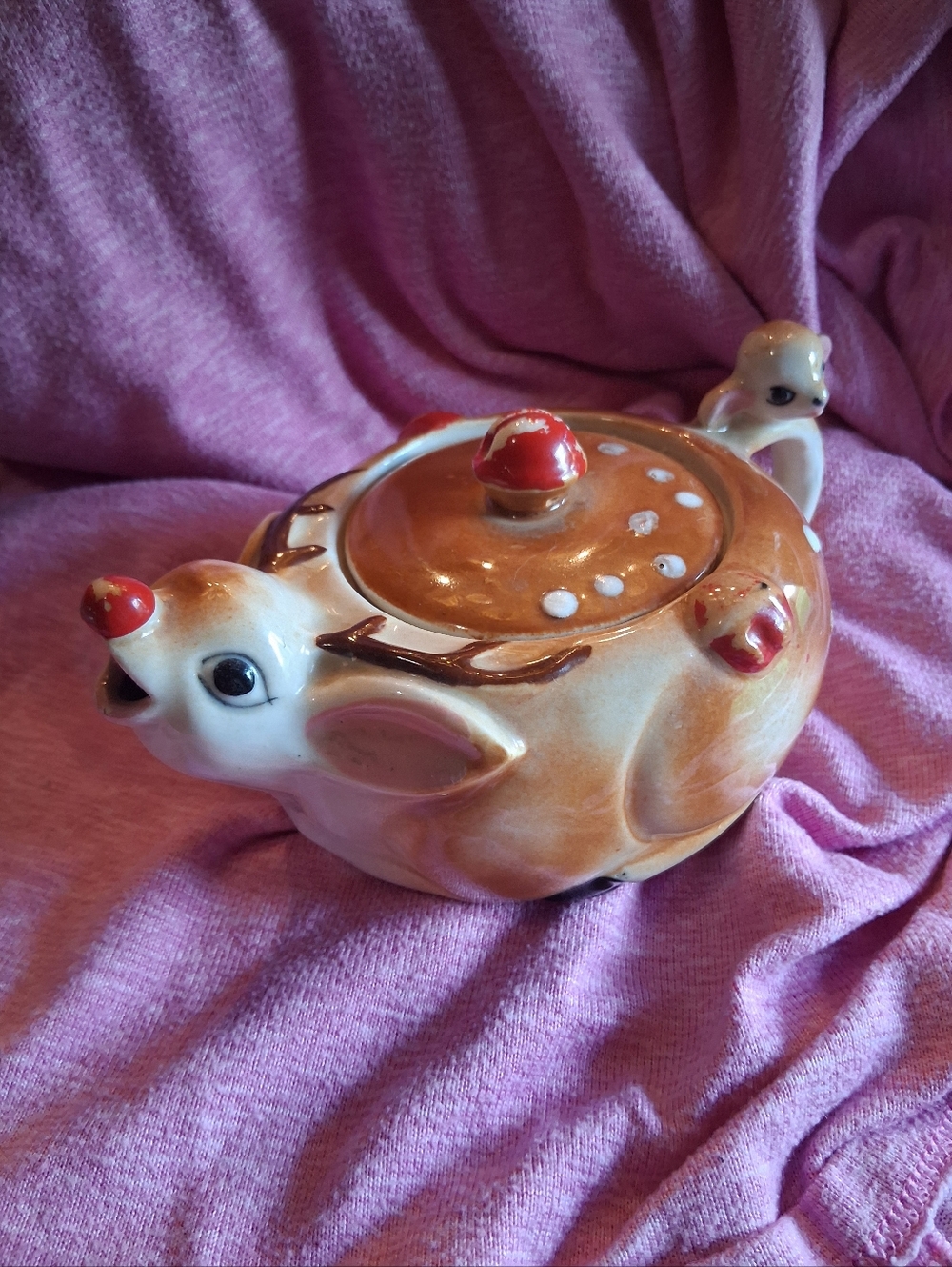 Vintage Reindeer Teapot
